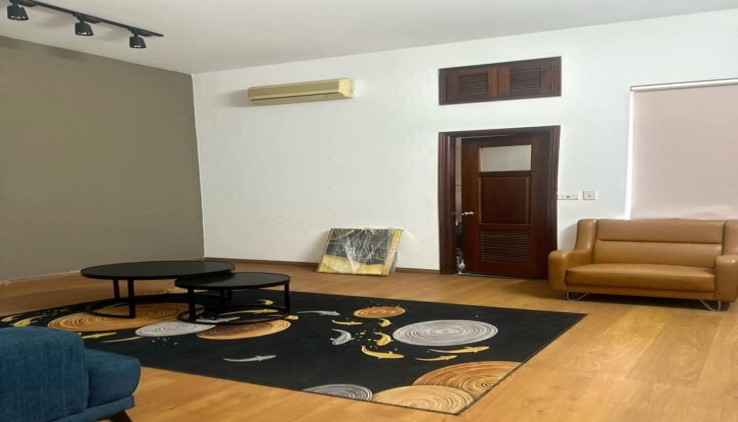Cho thuê nhà mặt phố Đặng Tiến Đông- Đống Đa 100m2 x 4 tầng, 6 ngủ, 4 WC, giá 52 Triệu - CTL